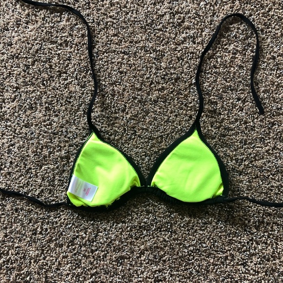 Xhilaration bikini top - small - Picture 2 of 3